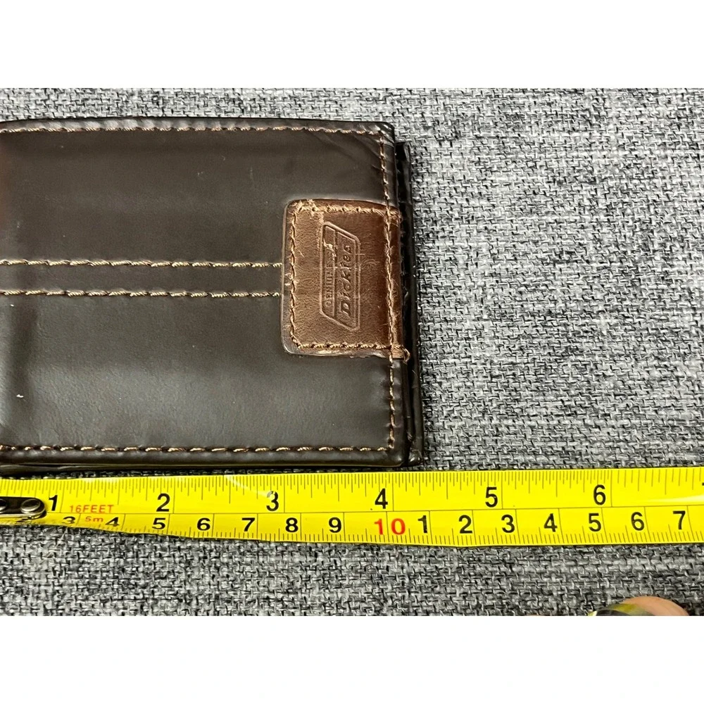 Dickies Mens Brown Genuine Leather Bifold Wallet YWGC Contrast Stitch Logo Patch